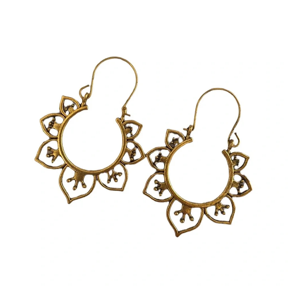 Bohemian Flower Earrings - Picture 3 of 4